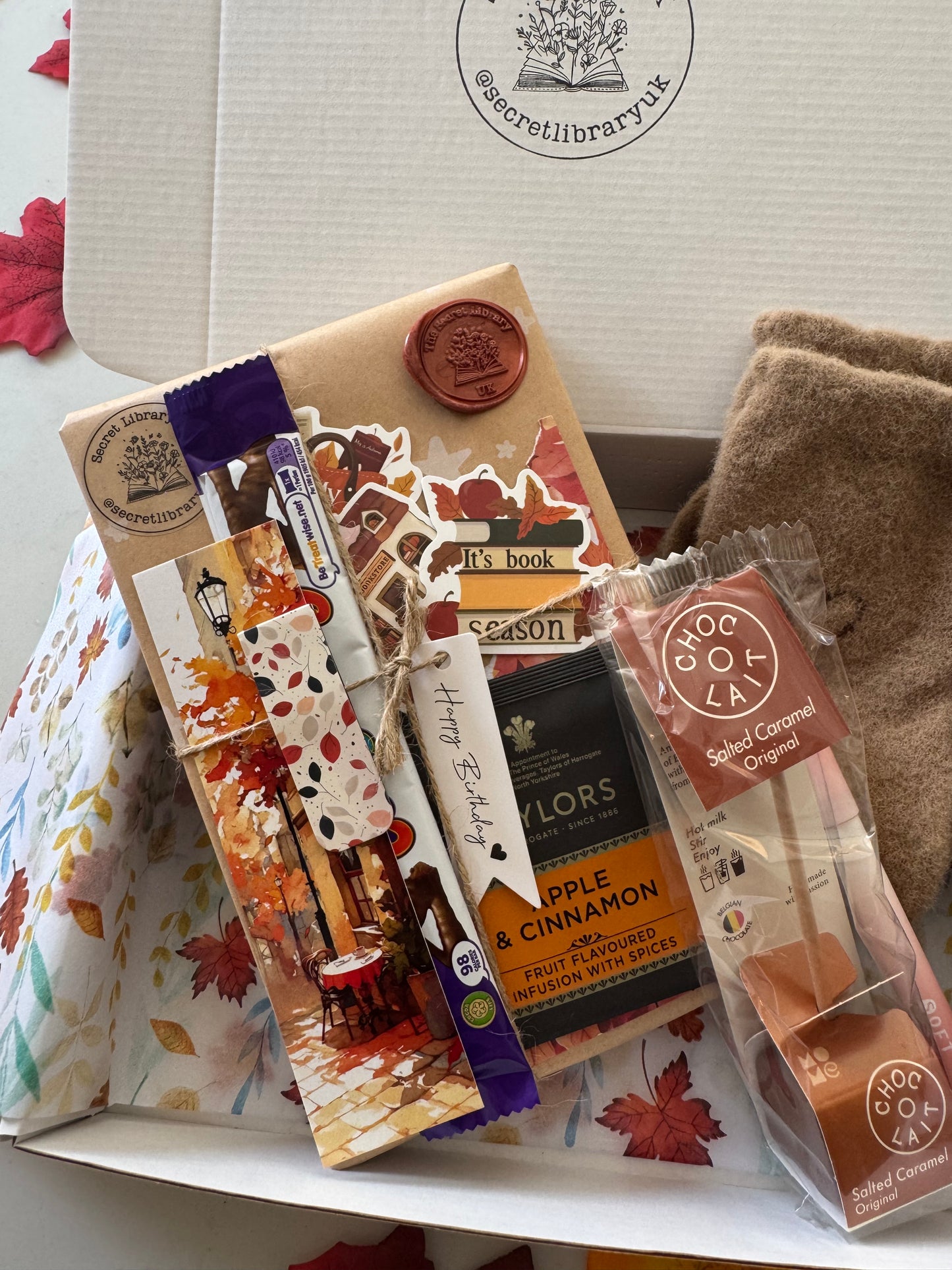 AUTUMN Bookish Gift Box